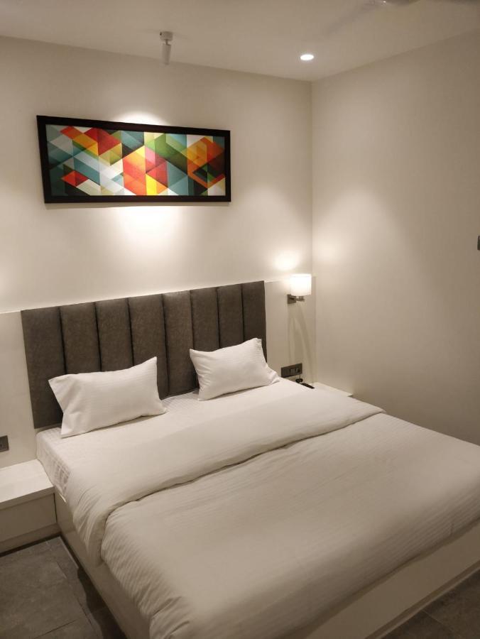 Hotel My Home Residency ナーシク エクステリア 写真