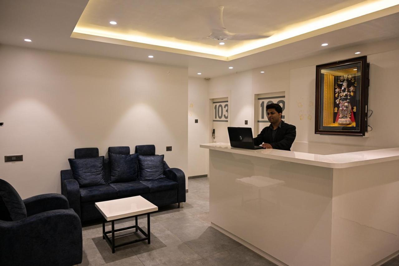 Hotel My Home Residency ナーシク エクステリア 写真