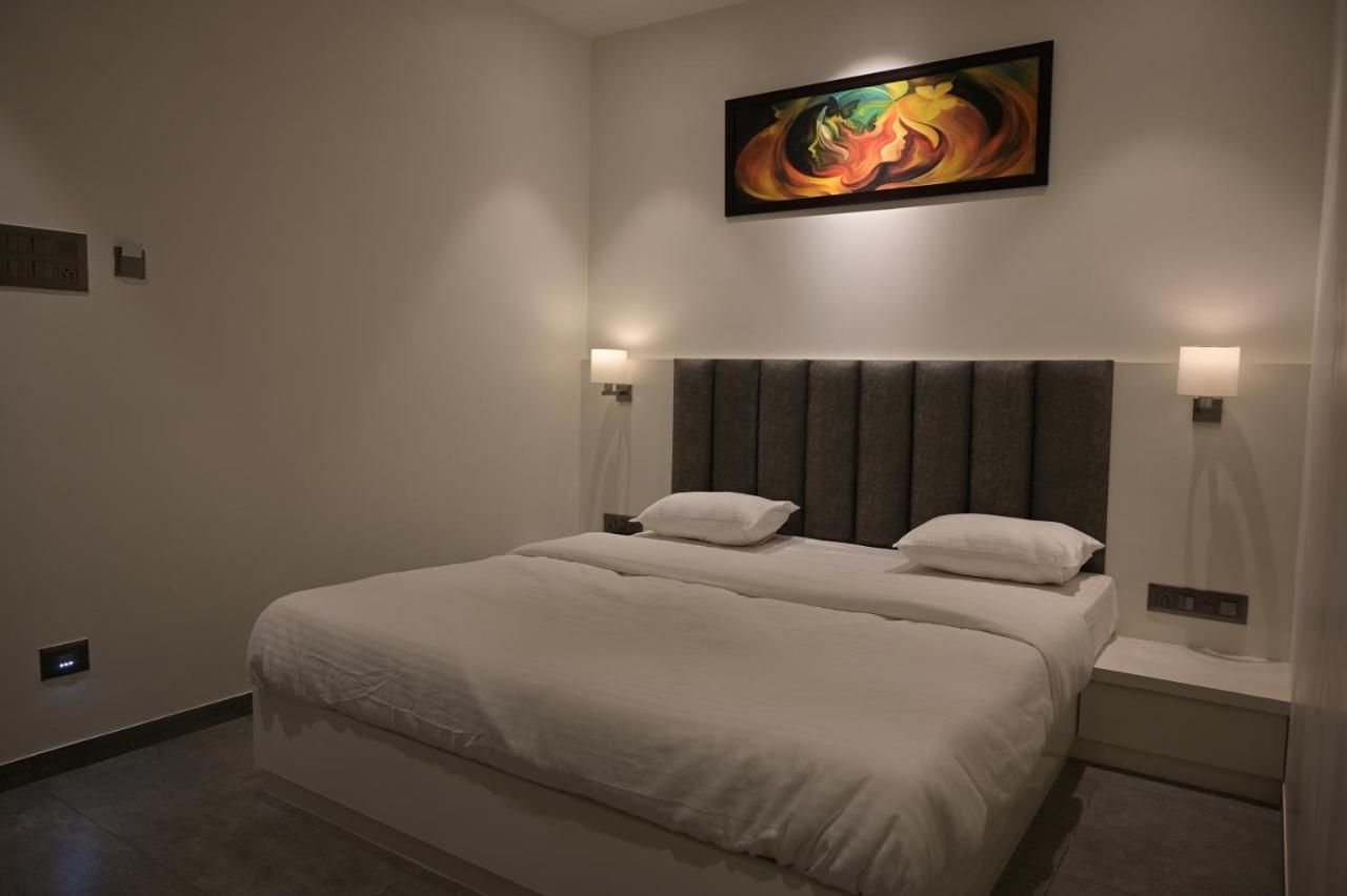Hotel My Home Residency ナーシク エクステリア 写真